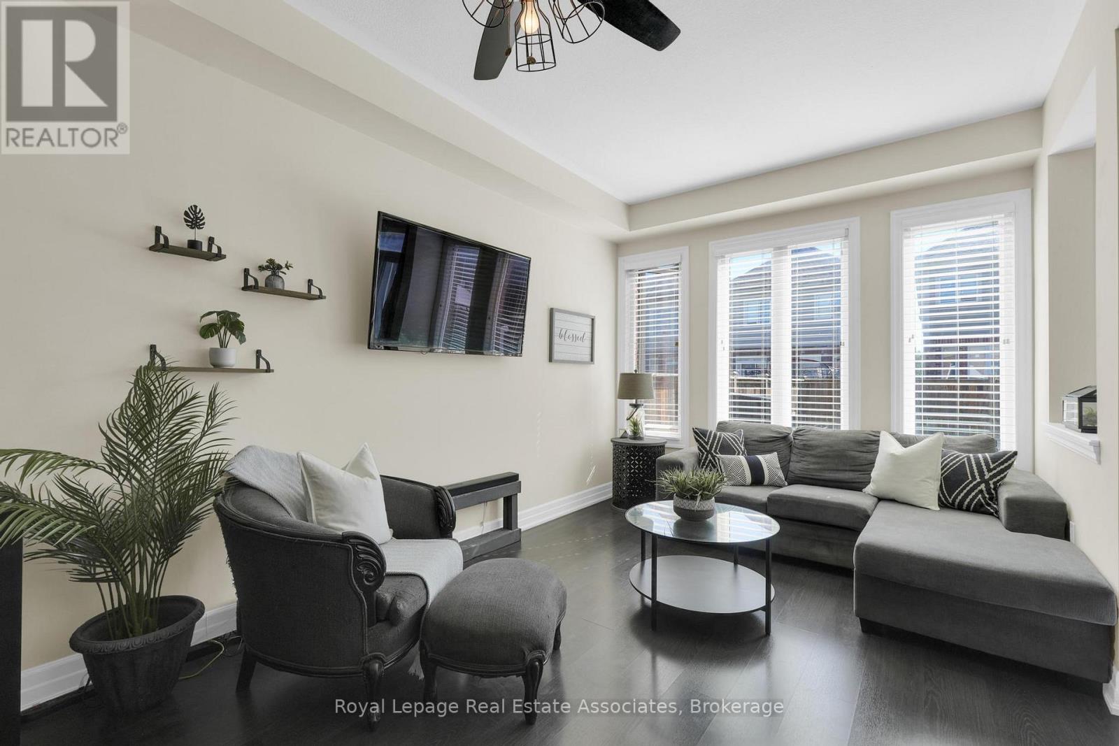 4316 Shuttleworth Drive, Niagara Falls, Ontario L2G 0X5 - Photo 13 - X12524422