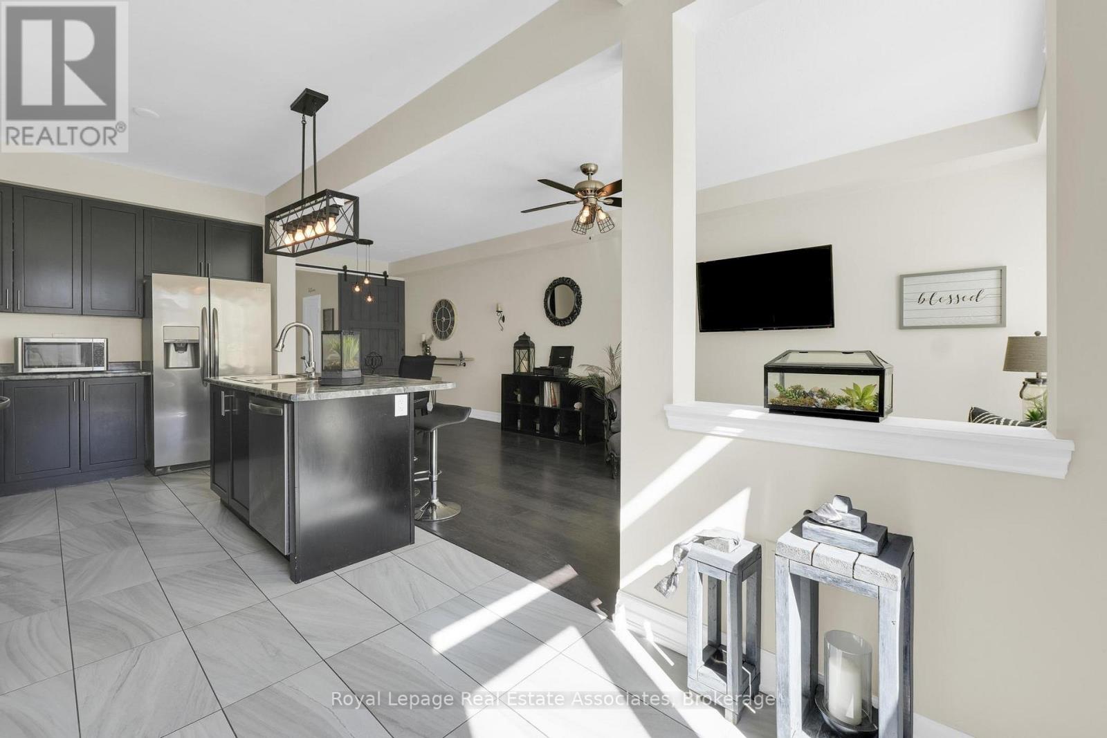 4316 Shuttleworth Drive, Niagara Falls, Ontario L2G 0X5 - Photo 23 - X12524422