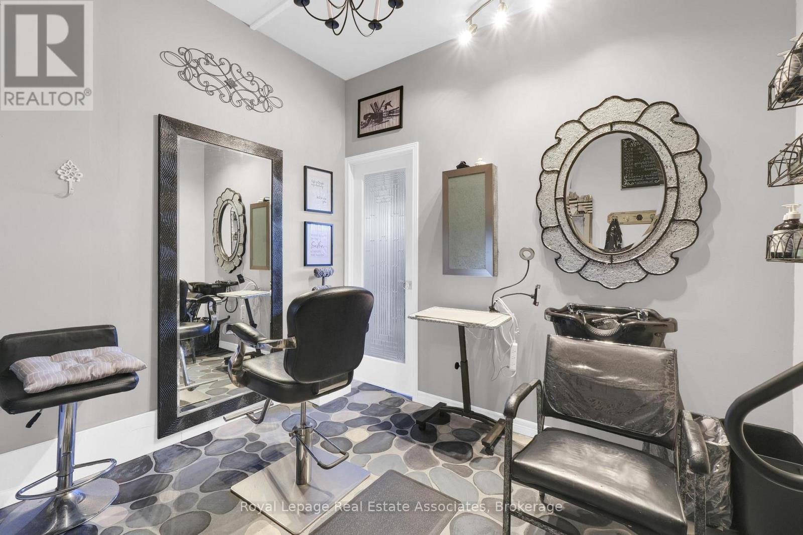 4316 Shuttleworth Drive, Niagara Falls, Ontario L2G 0X5 - Photo 24 - X12524422