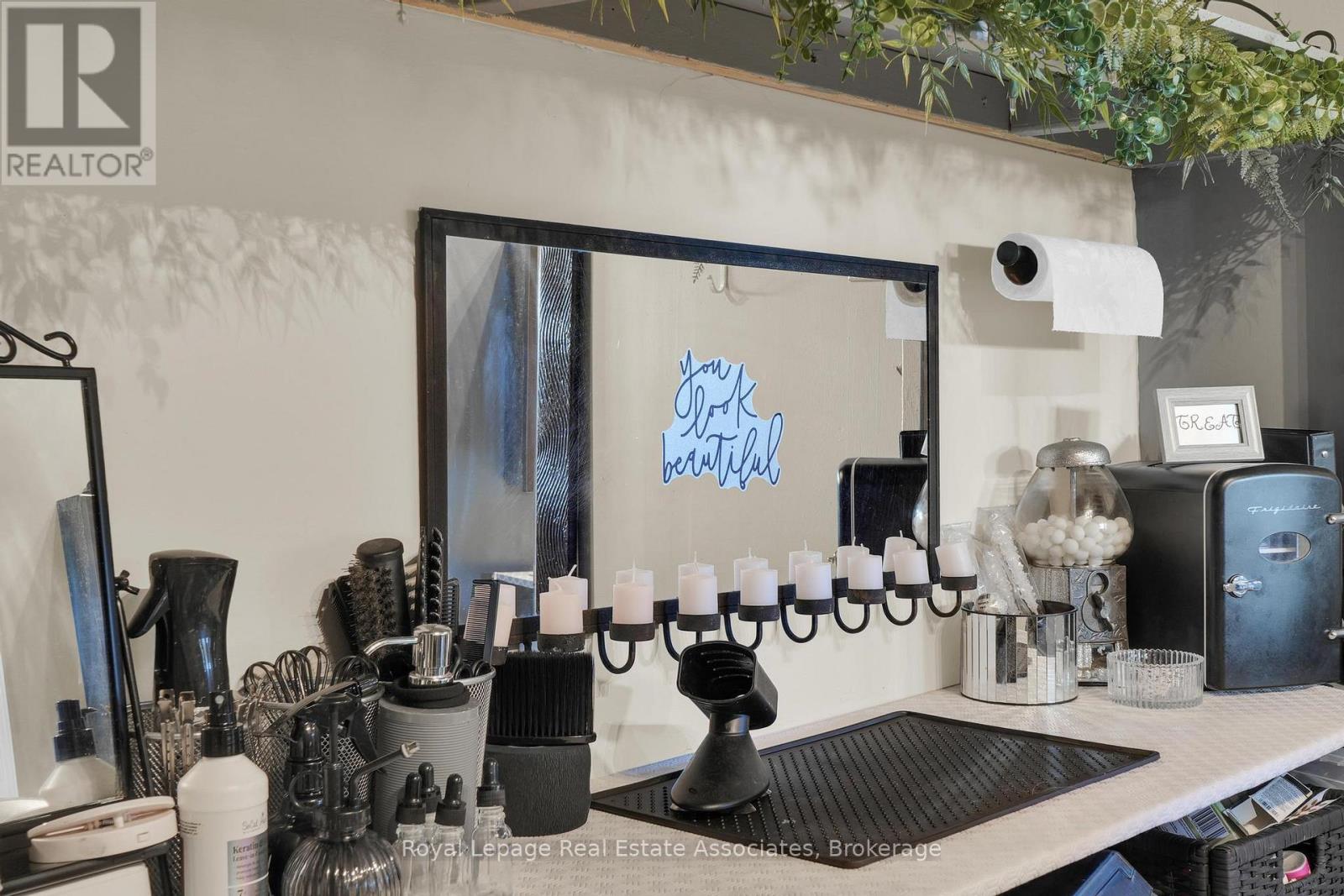 4316 Shuttleworth Drive, Niagara Falls, Ontario L2G 0X5 - Photo 27 - X12524422