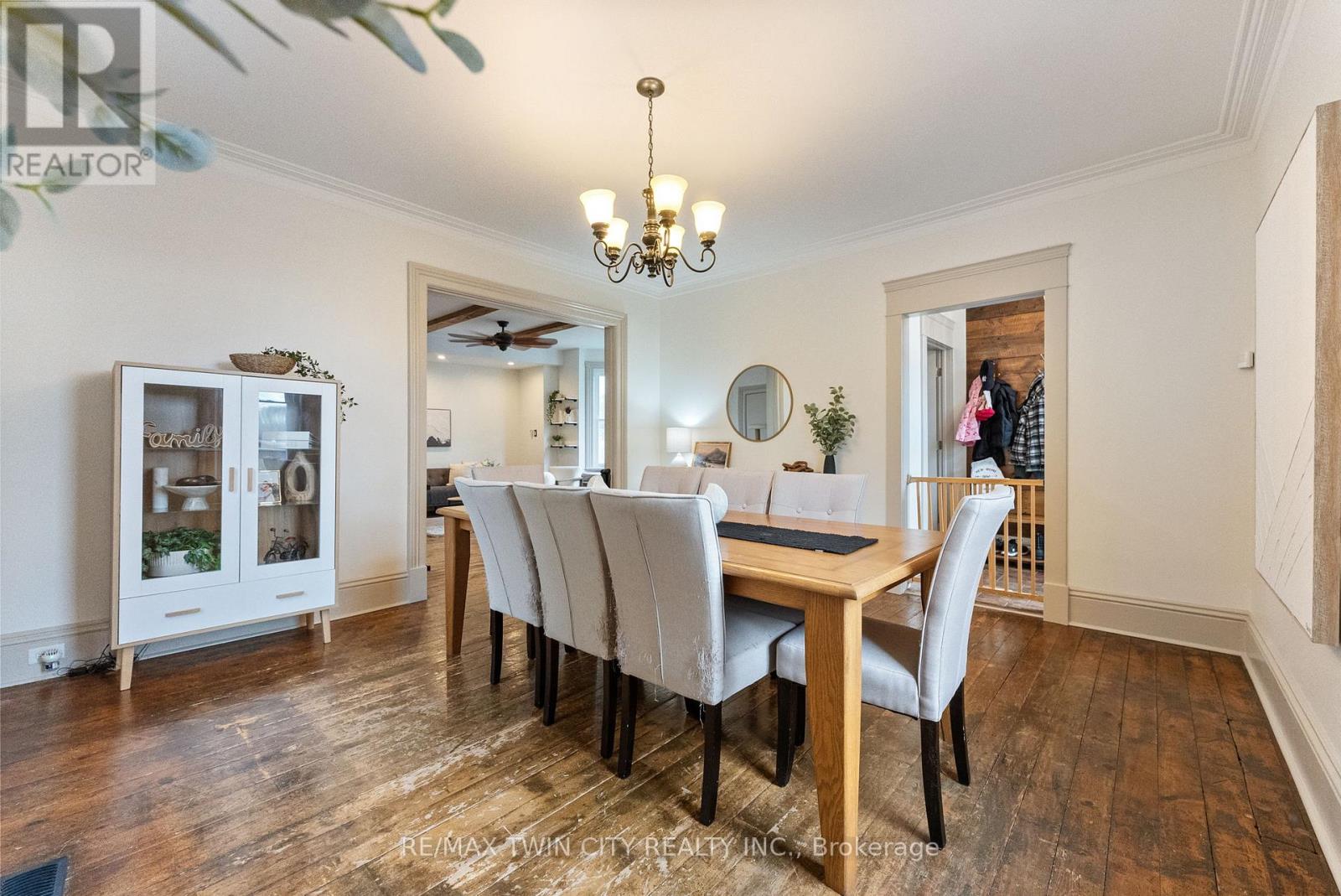 93 Perry Street, Woodstock, Ontario N4S 3C4 - Photo 4 - X12524430