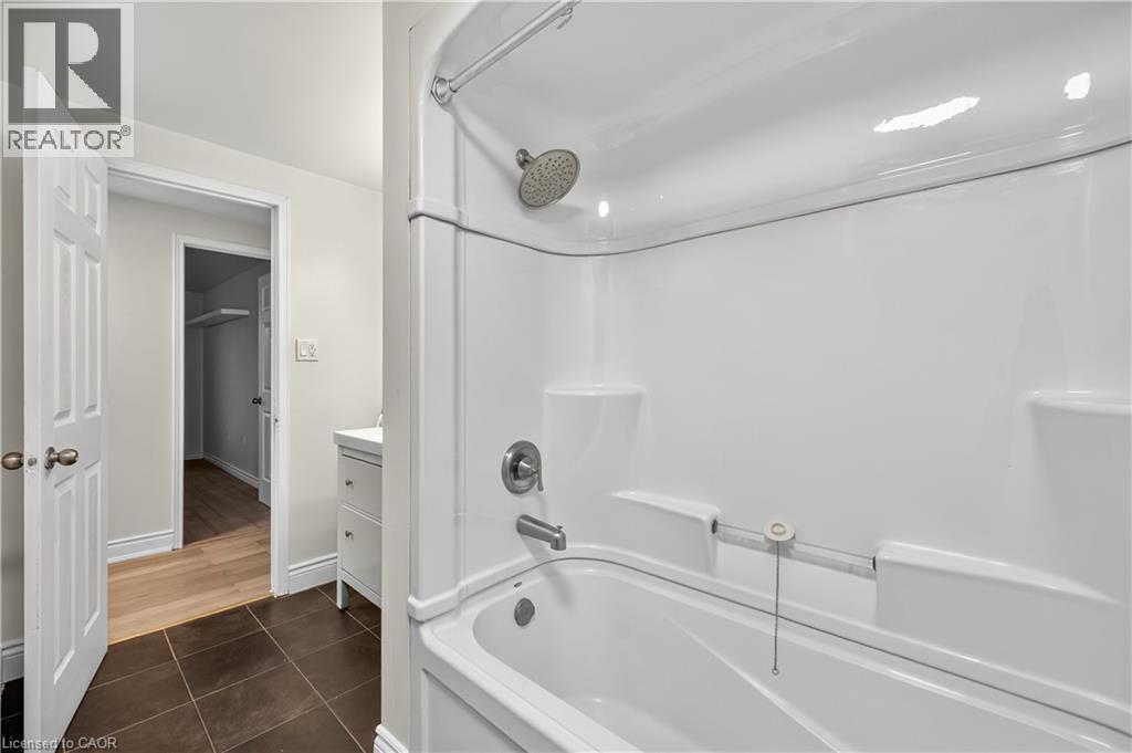 1350 Limeridge Road E Unit# 49, Hamilton, Ontario  L8W 1L6 - Photo 30 - 40784110