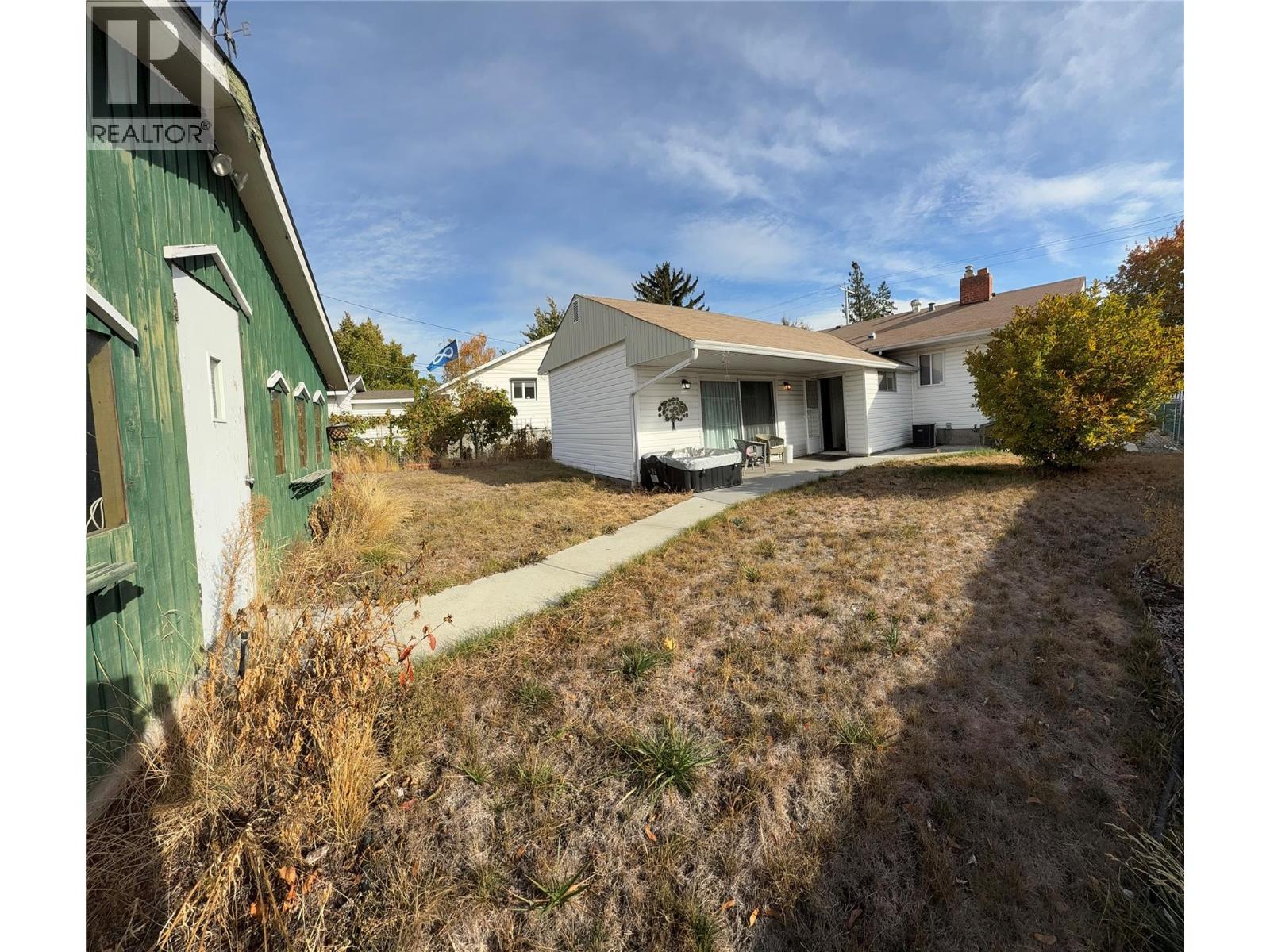 983 Fairview Road, Penticton, British Columbia  V2A 5Z1 - Photo 14 - 10366951