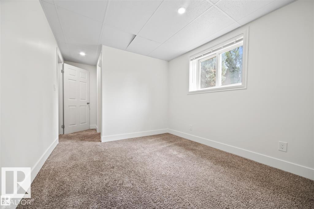 2505 38a St Nw, Edmonton, Alberta  T6L 4L6 - Photo 36 - E4465155