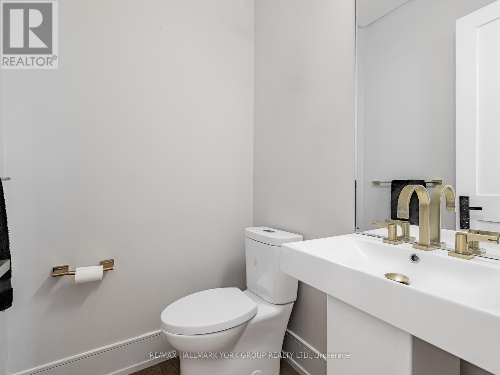 62 St Germain Avenue, Toronto, Ontario  M5M 1V8 - Photo 25 - C12524436