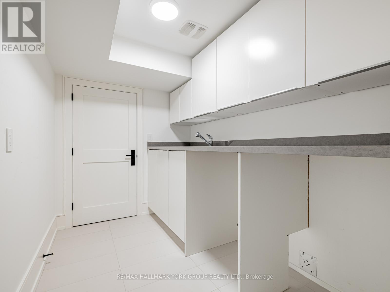 62 St Germain Avenue, Toronto, Ontario  M5M 1V8 - Photo 42 - C12524436