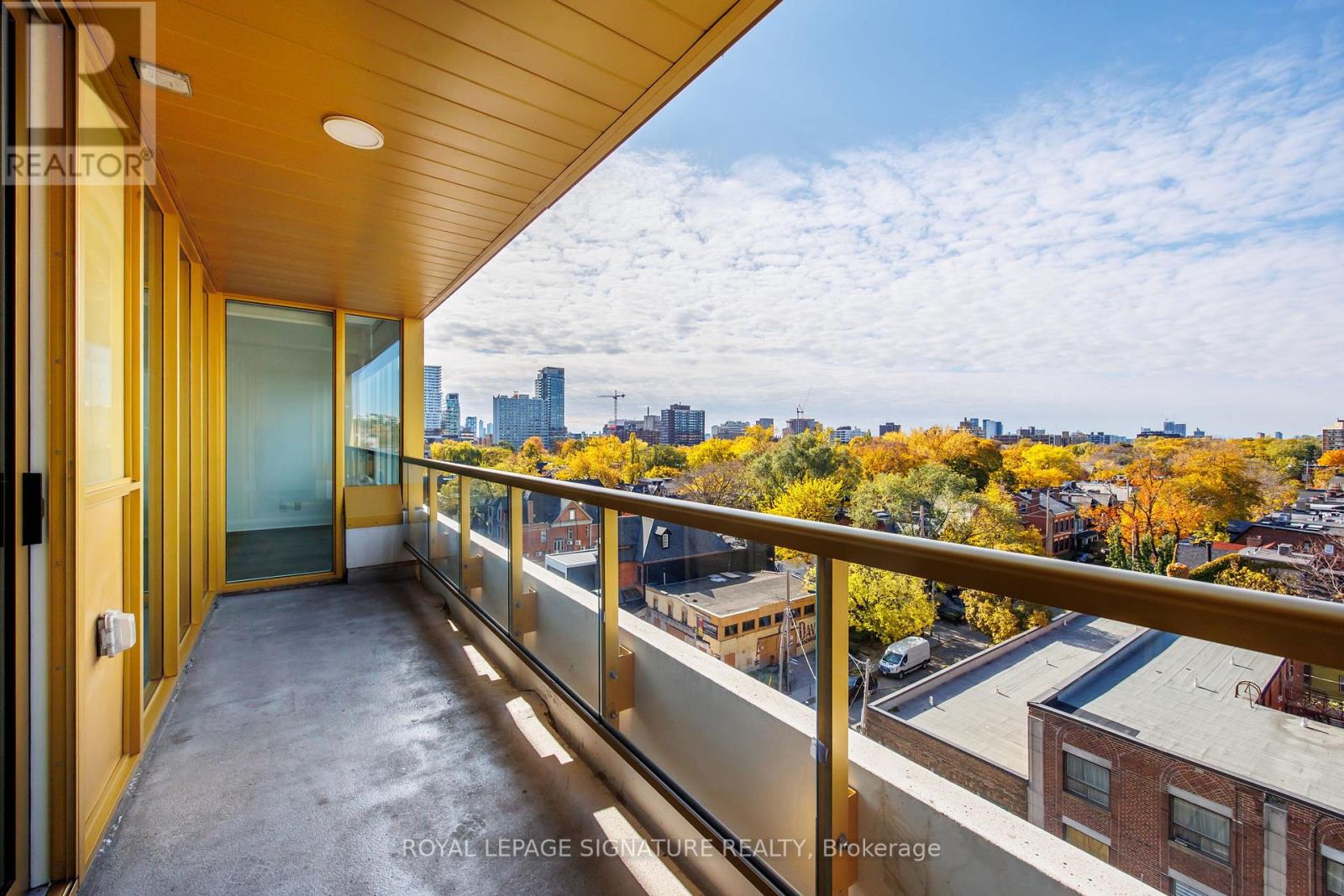 701 - 151 Avenue Road, Toronto, Ontario M5R 2H7 - Photo 17 - C12524442