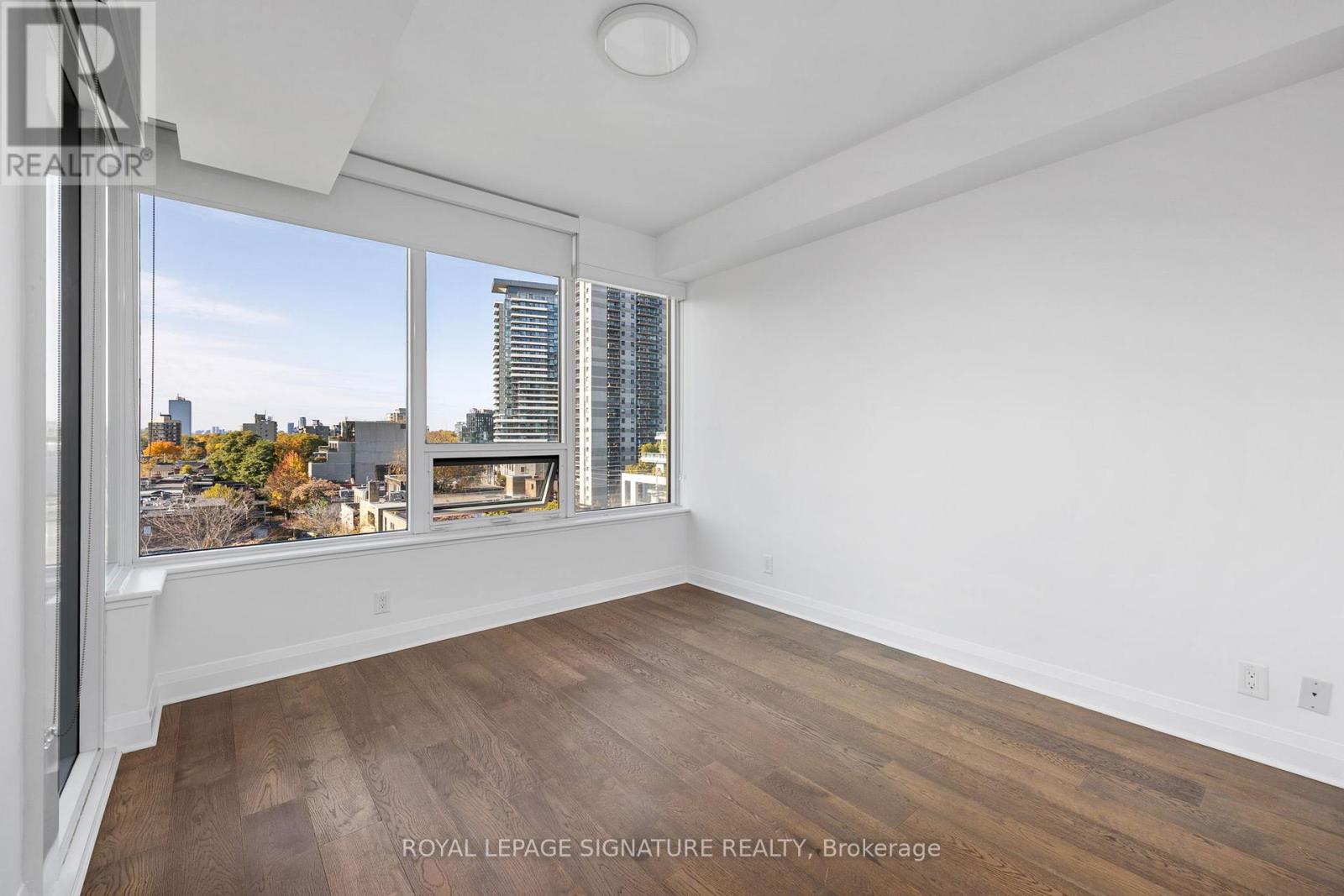 701 - 151 Avenue Road, Toronto, Ontario M5R 2H7 - Photo 7 - C12524442