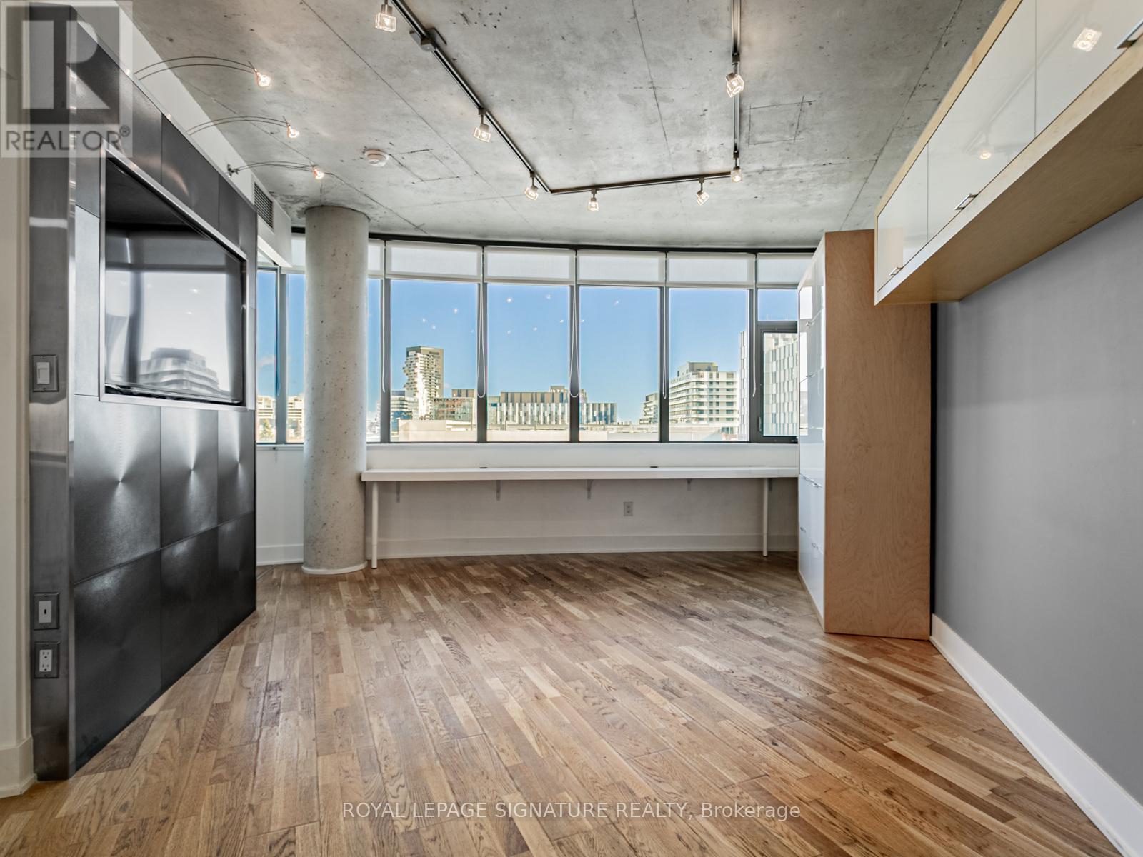 503 - 90 Trinity Street, Toronto, Ontario  M5A 0E4 - Photo 3 - C12524490