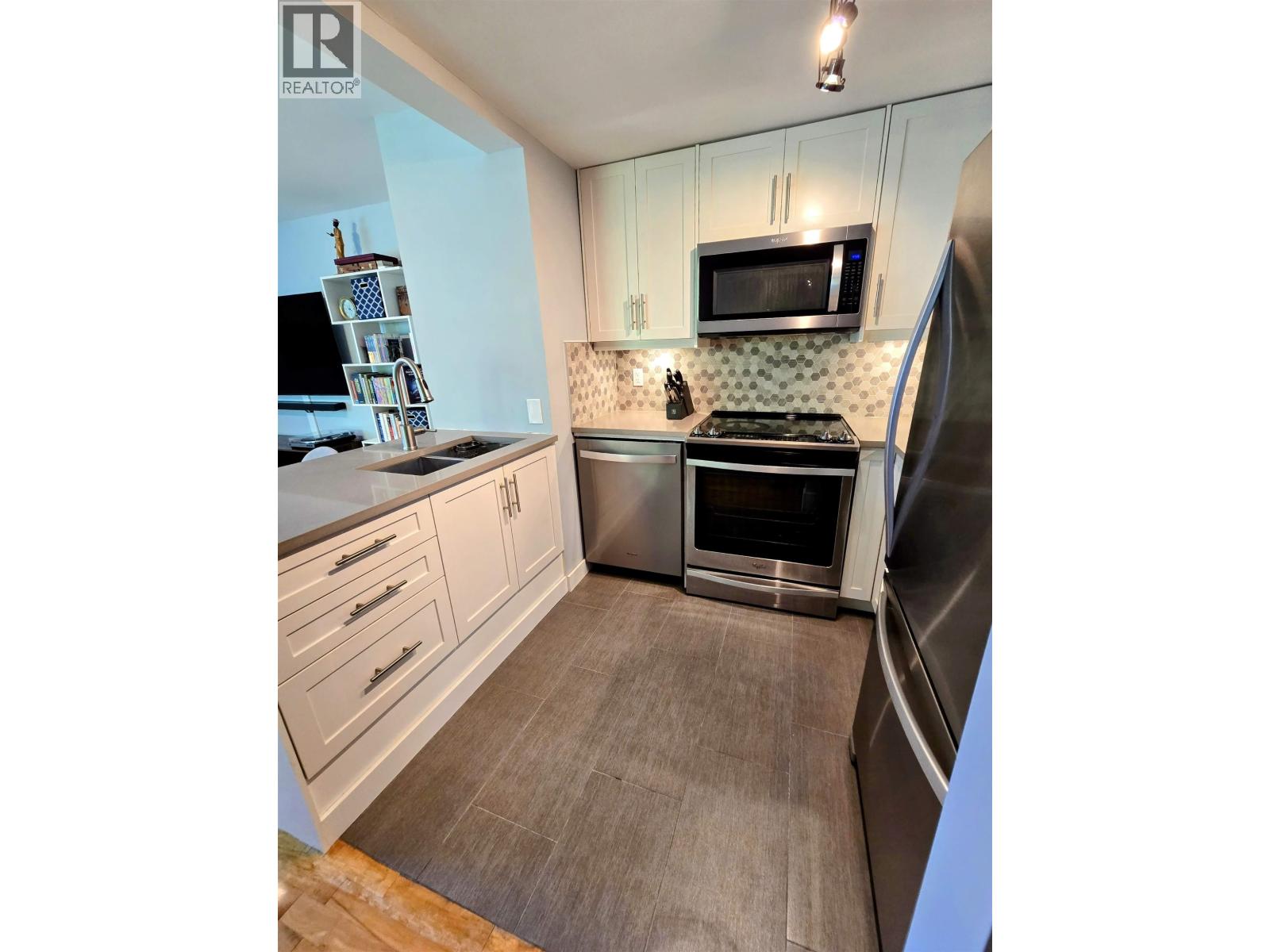 306 830 E 7th Avenue, Vancouver, British Columbia V5T 4J2 - Photo 6 - R3065815