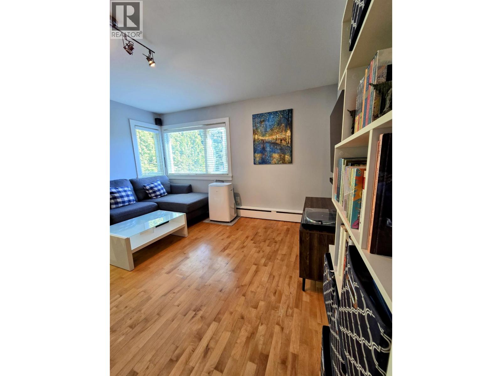 306 830 E 7th Avenue, Vancouver, British Columbia V5T 4J2 - Photo 3 - R3065815