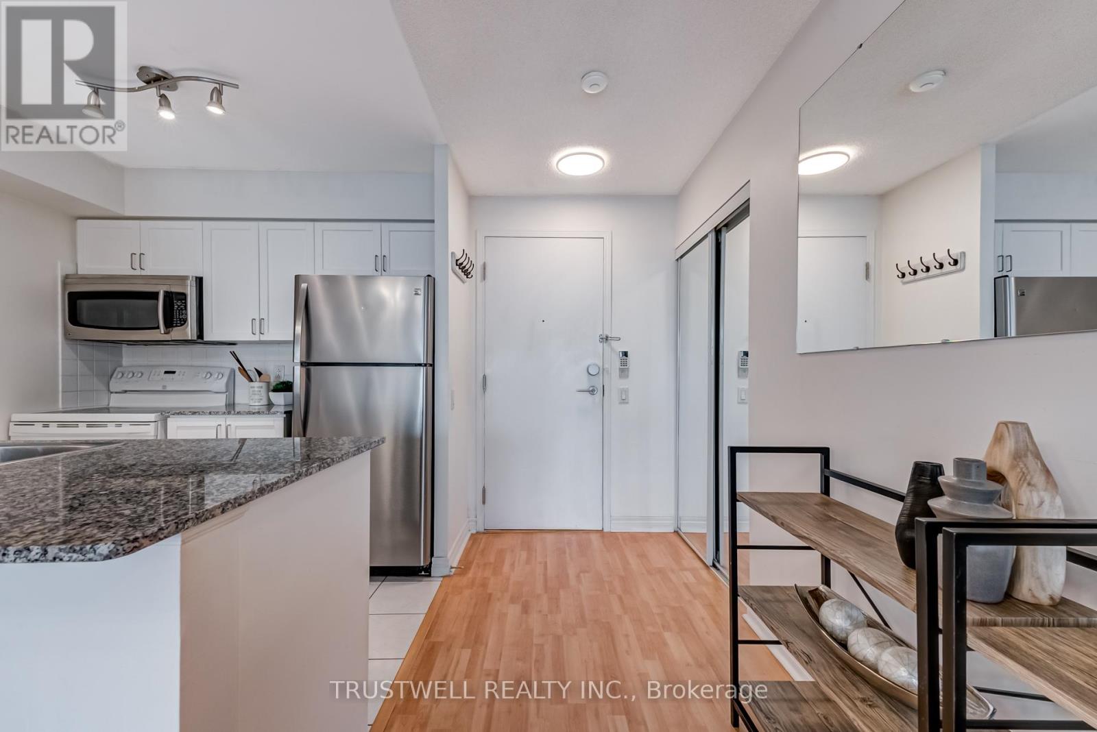 2007 - 83 Borough Drive, Toronto, Ontario M1P 5E4 - Photo 2 - E12524462