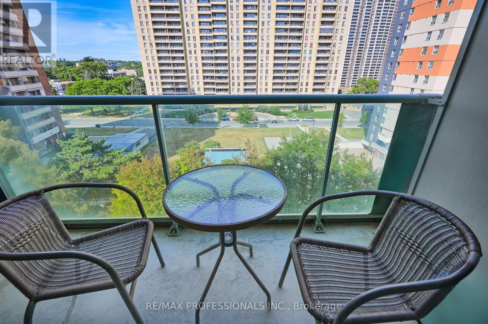 814 - 17 Michael Power Place, Toronto, Ontario M9A 5G5 - Photo 13 - W12518742