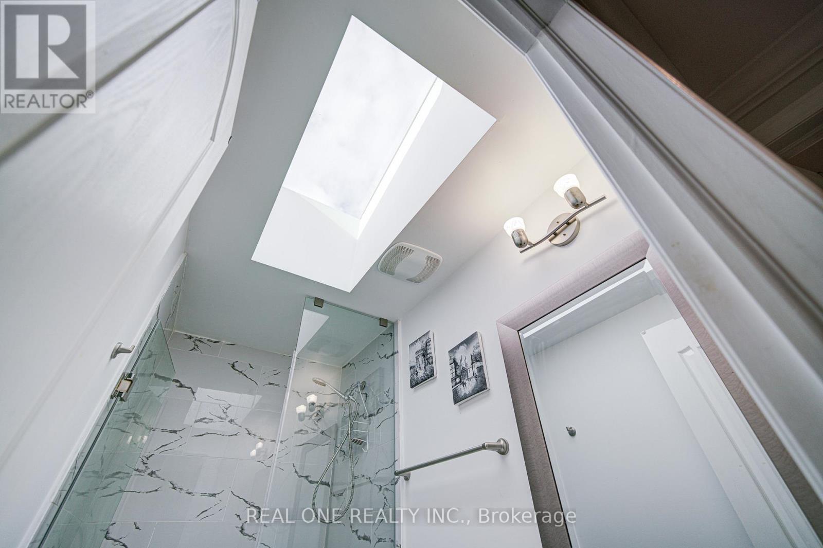 72 Highgate Drive, Markham, Ontario  L3R 3R9 - Photo 35 - N12524520