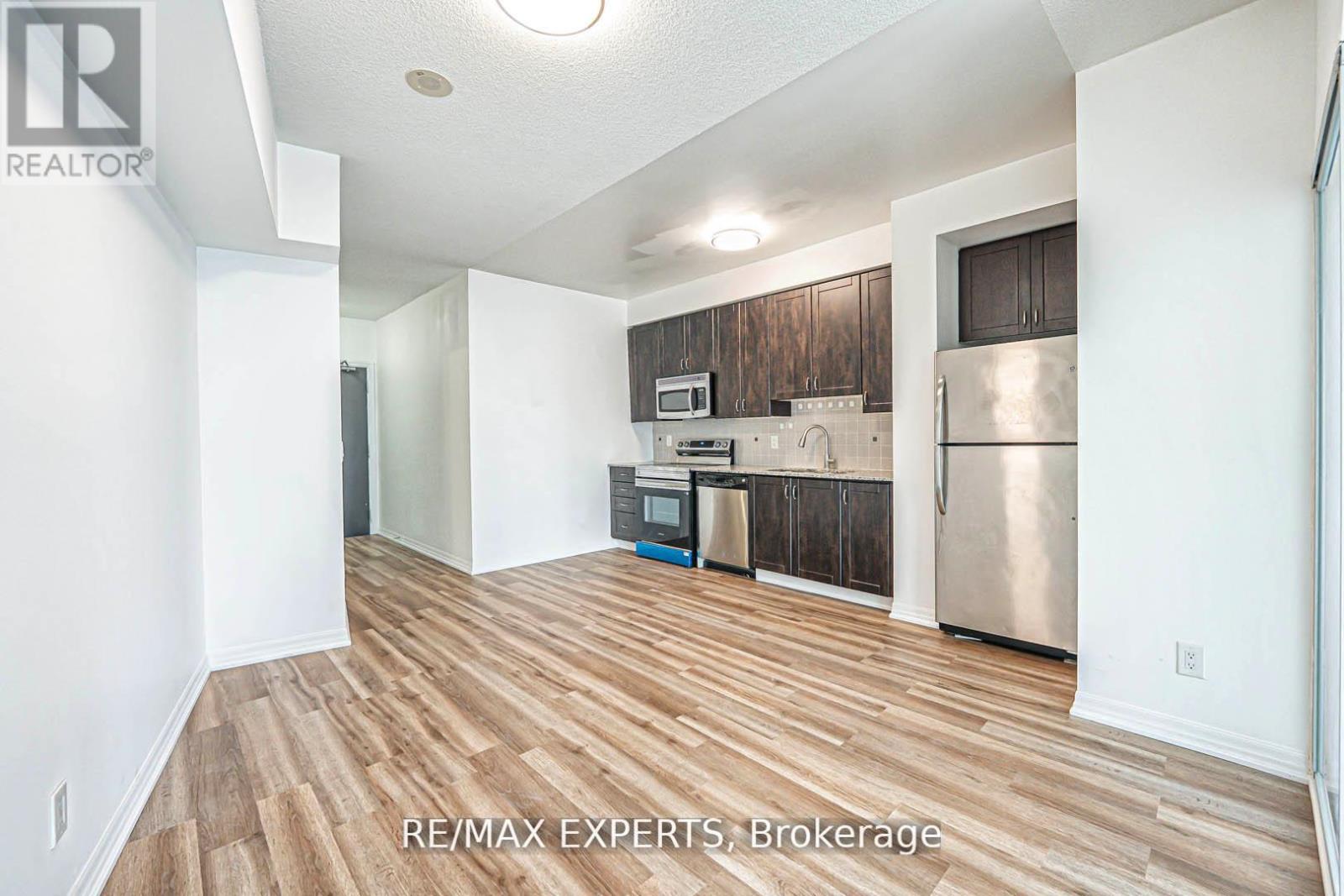 2606 - 223 Webb Drive, Mississauga, Ontario  L5B 0E8 - Photo 12 - W12524456