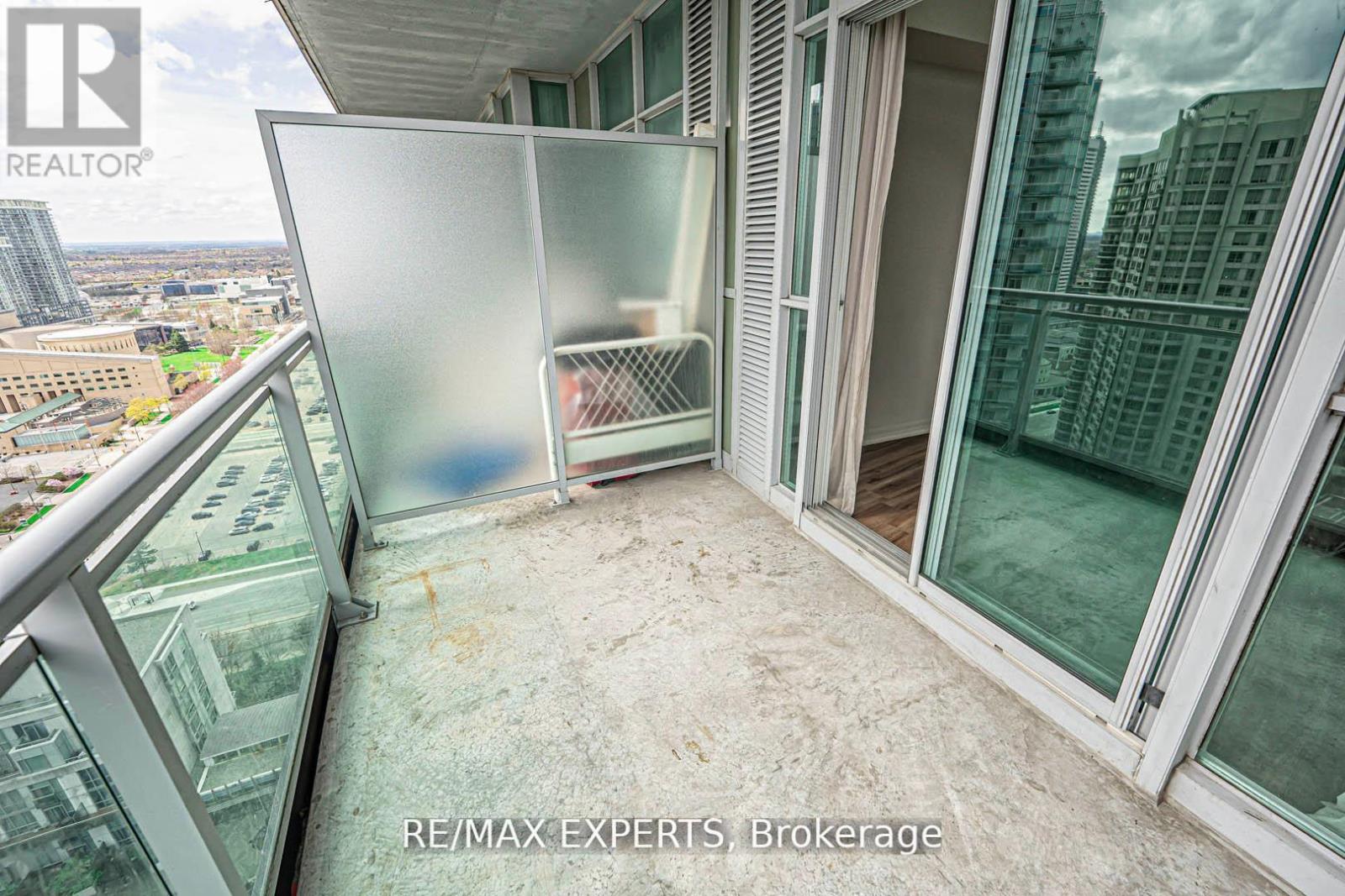 2606 - 223 Webb Drive, Mississauga, Ontario  L5B 0E8 - Photo 24 - W12524456