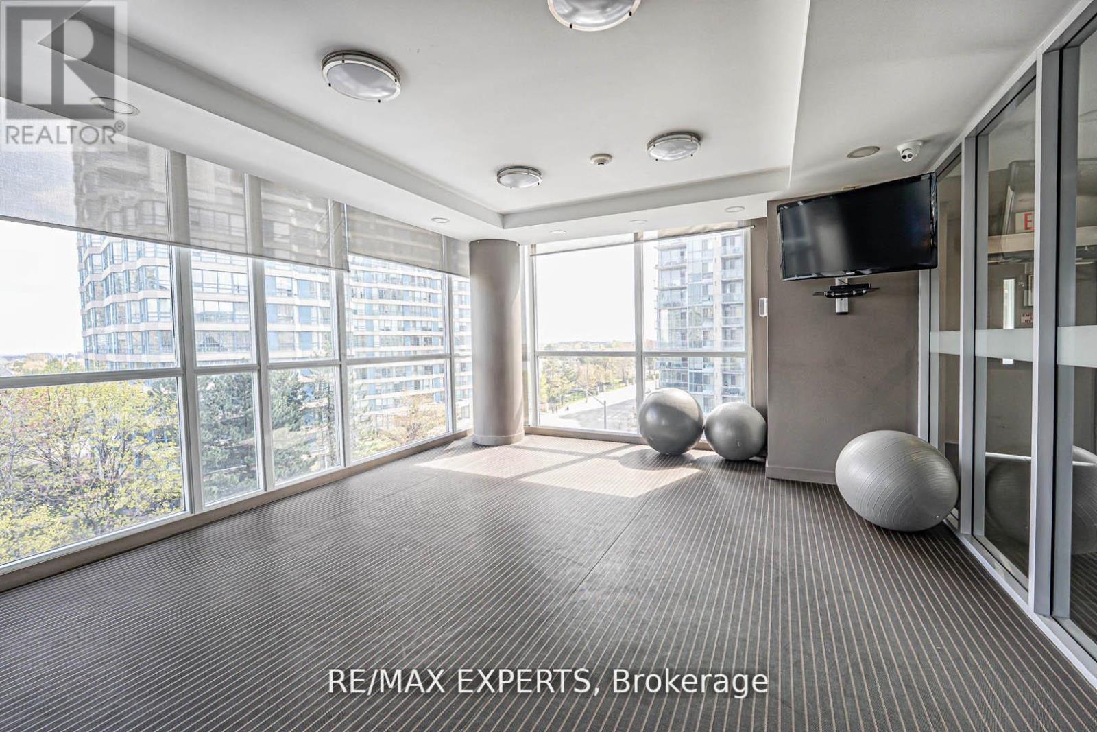 2606 - 223 Webb Drive, Mississauga, Ontario  L5B 0E8 - Photo 30 - W12524456