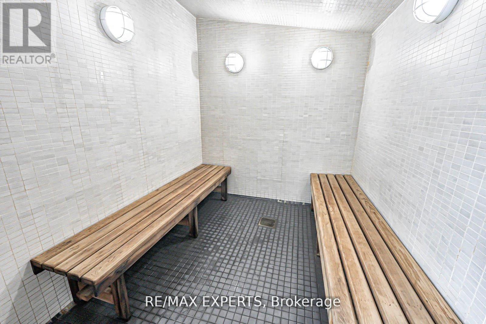 2606 - 223 Webb Drive, Mississauga, Ontario  L5B 0E8 - Photo 33 - W12524456