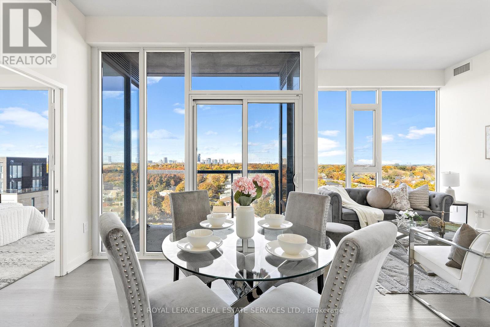 820 - 859 The Queensway, Toronto, Ontario  M8Z 1N8 - Photo 12 - W12524464