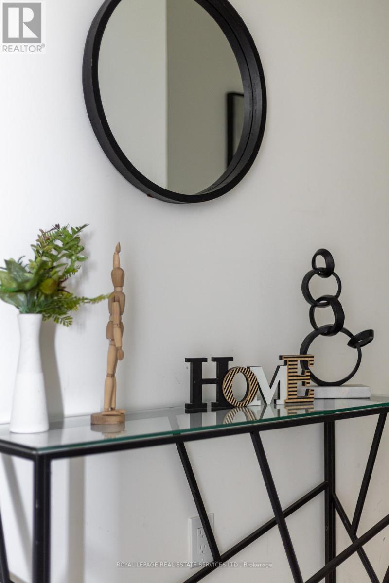 820 - 859 The Queensway, Toronto, Ontario  M8Z 1N8 - Photo 36 - W12524464