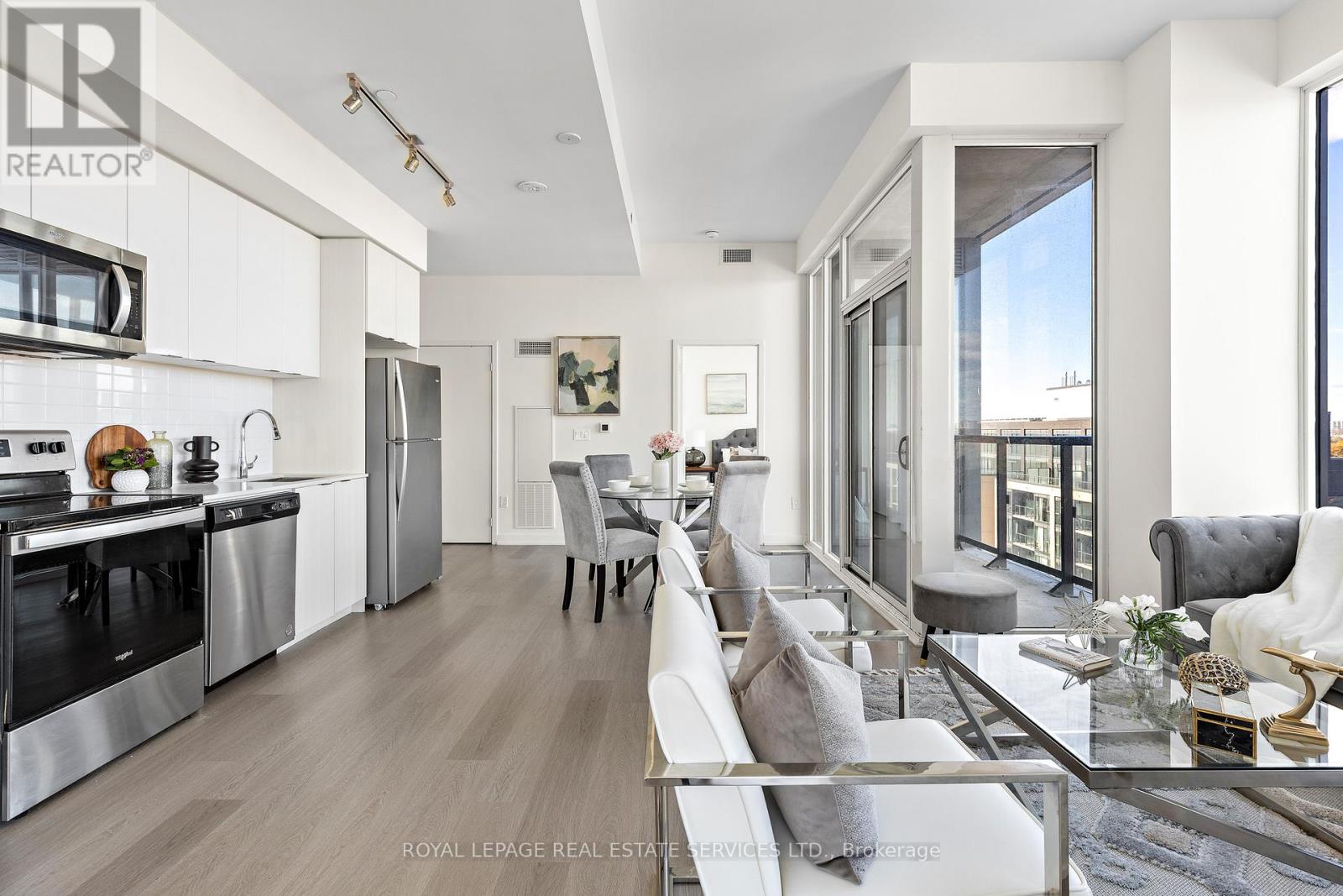 820 - 859 The Queensway, Toronto, Ontario  M8Z 1N8 - Photo 7 - W12524464