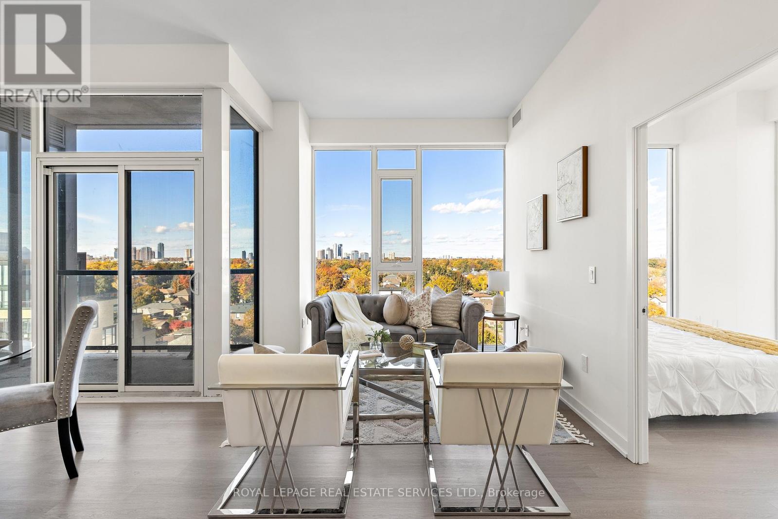 820 - 859 The Queensway, Toronto, Ontario  M8Z 1N8 - Photo 8 - W12524464