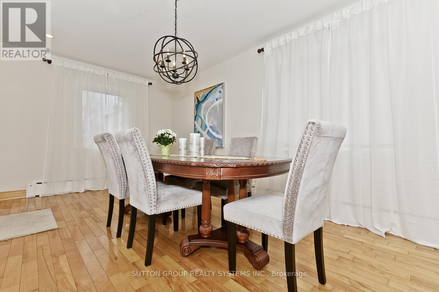 1236 Ogden Avenue, Mississauga, Ontario  L5E 2H4 - Photo 7 - W12524466