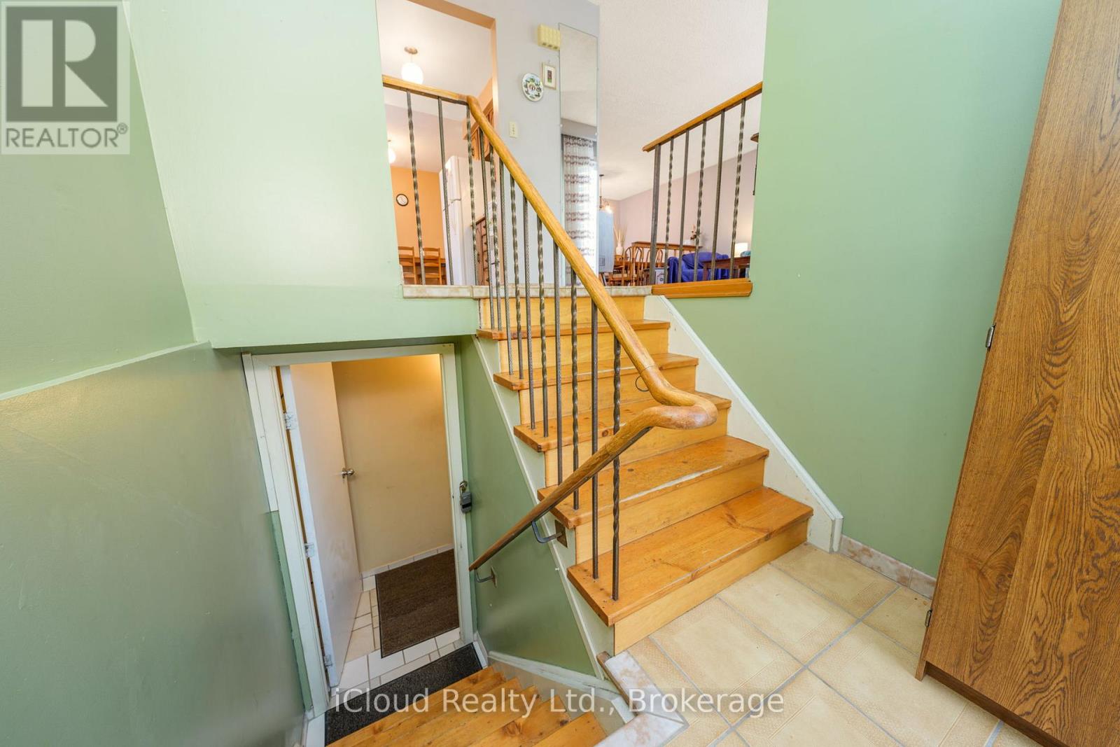 35 Carter Drive, Brampton, Ontario  L6V 3N4 - Photo 10 - W12524492