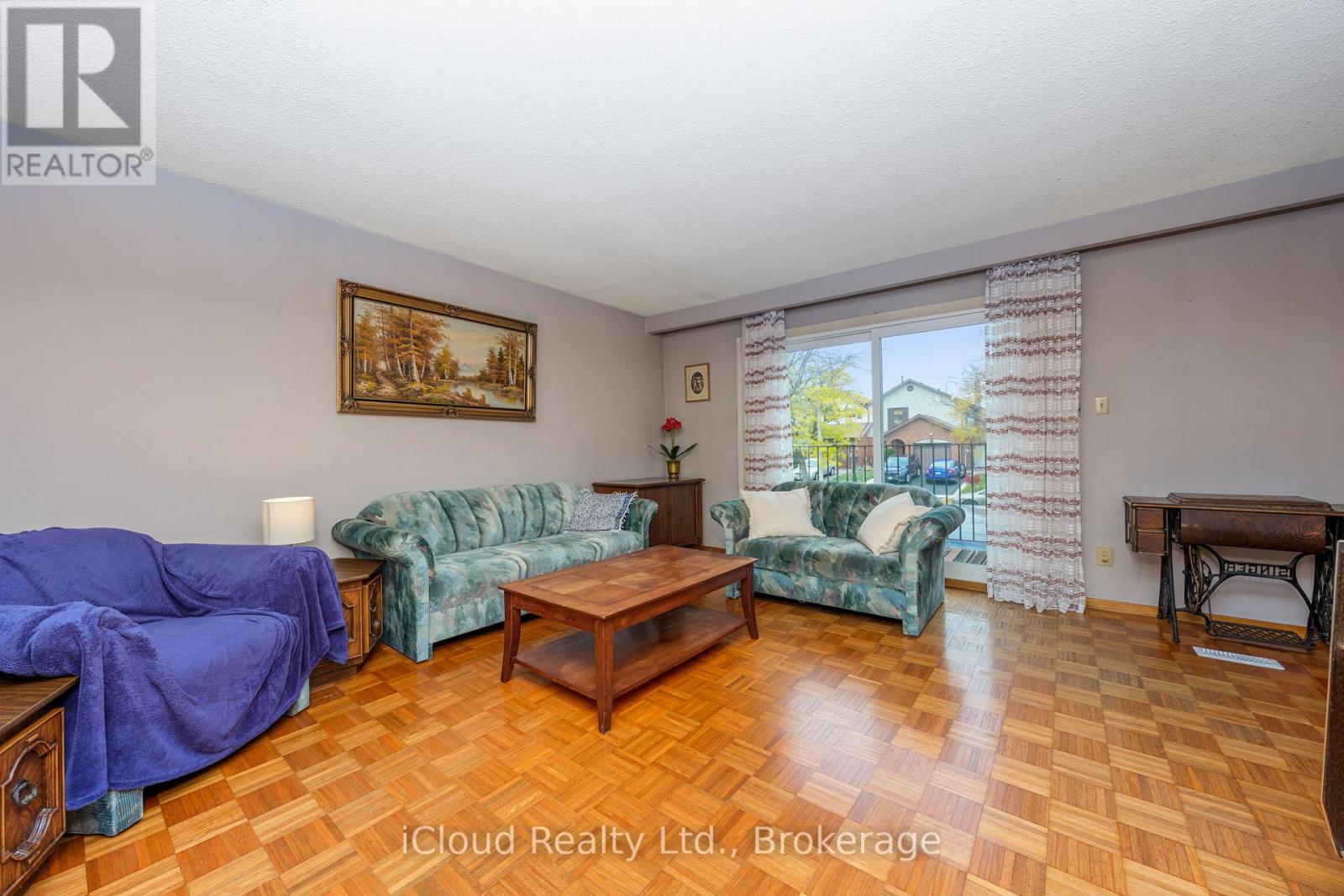 35 Carter Drive, Brampton, Ontario  L6V 3N4 - Photo 12 - W12524492