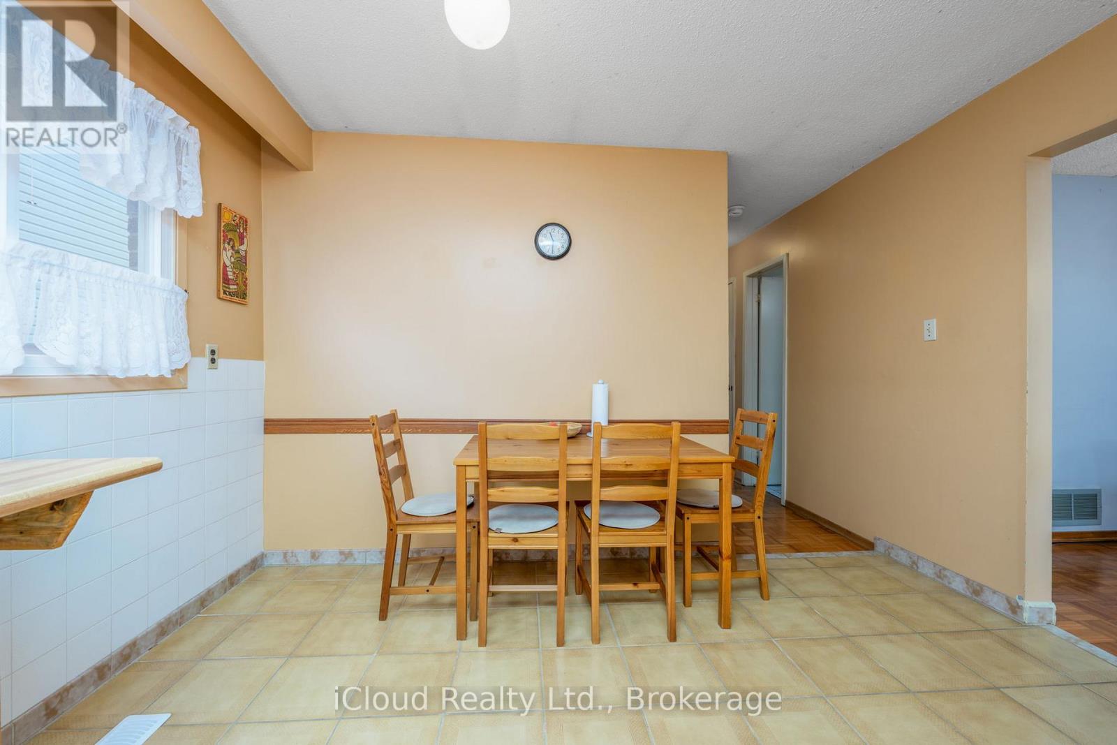 35 Carter Drive, Brampton, Ontario  L6V 3N4 - Photo 19 - W12524492