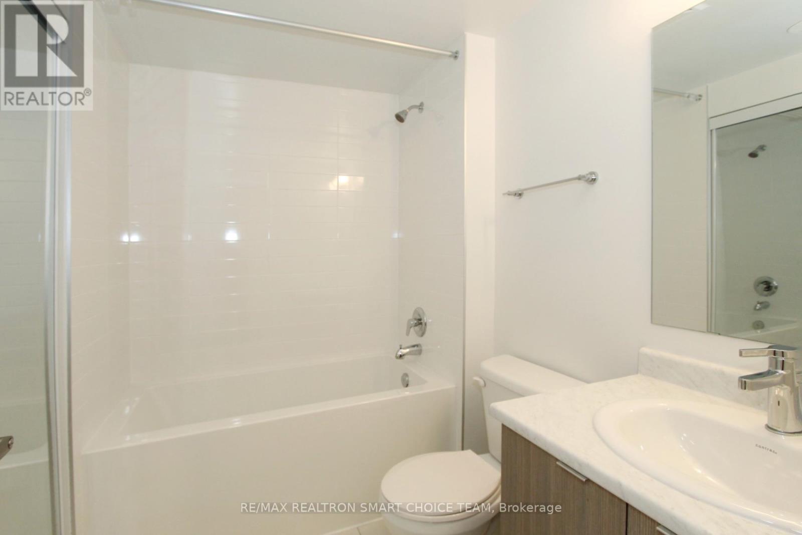 209 - 160 Canon Jackson Drive, Toronto, Ontario  M6M 0B6 - Photo 19 - W12524528
