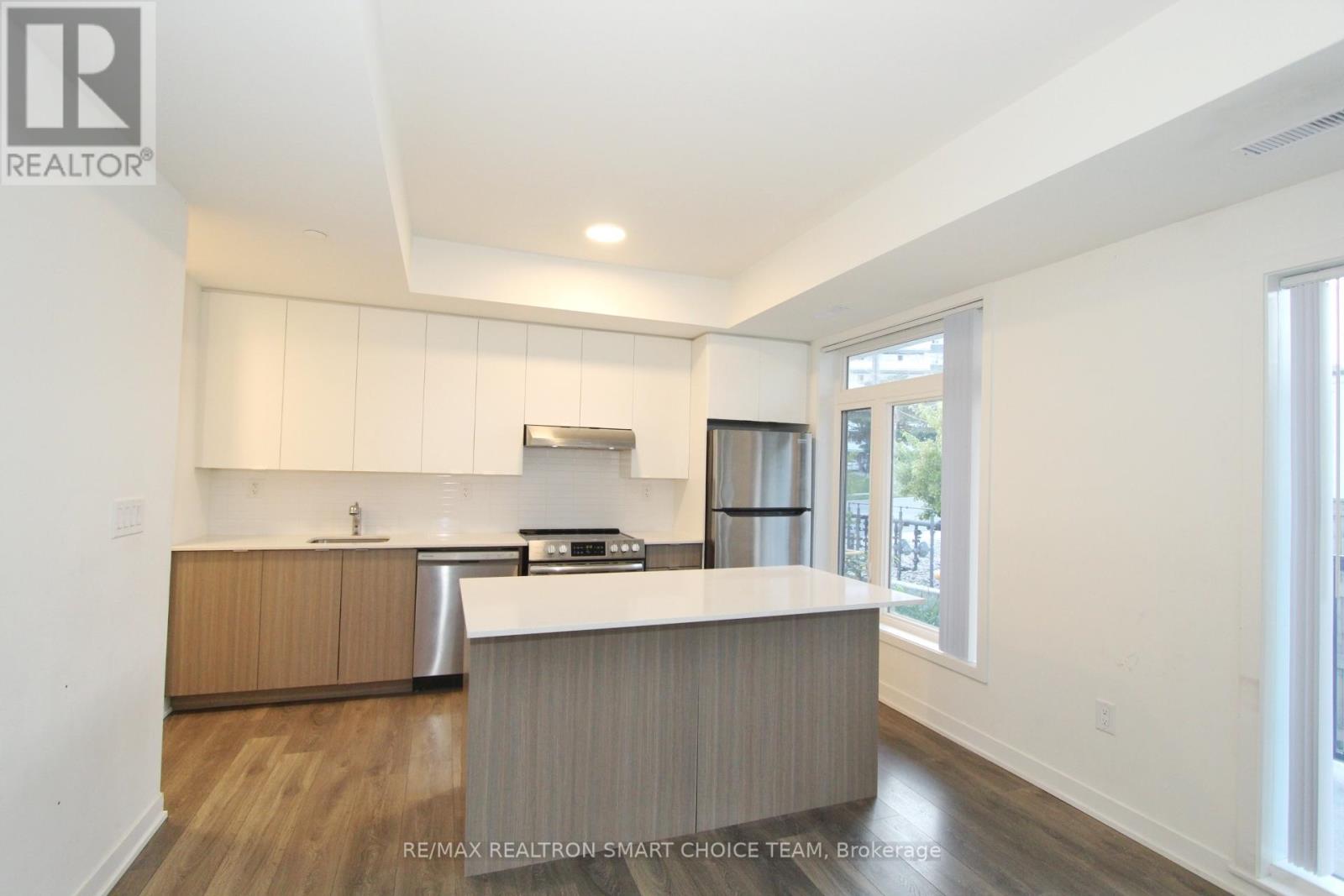 209 - 160 Canon Jackson Drive, Toronto, Ontario  M6M 0B6 - Photo 2 - W12524528