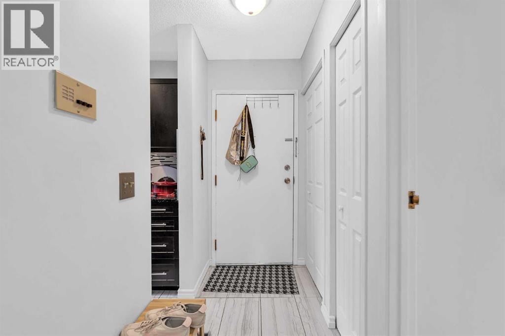 204, 2611 15a Street Sw, Calgary, Alberta  T2T 4C1 - Photo 3 - A2254858