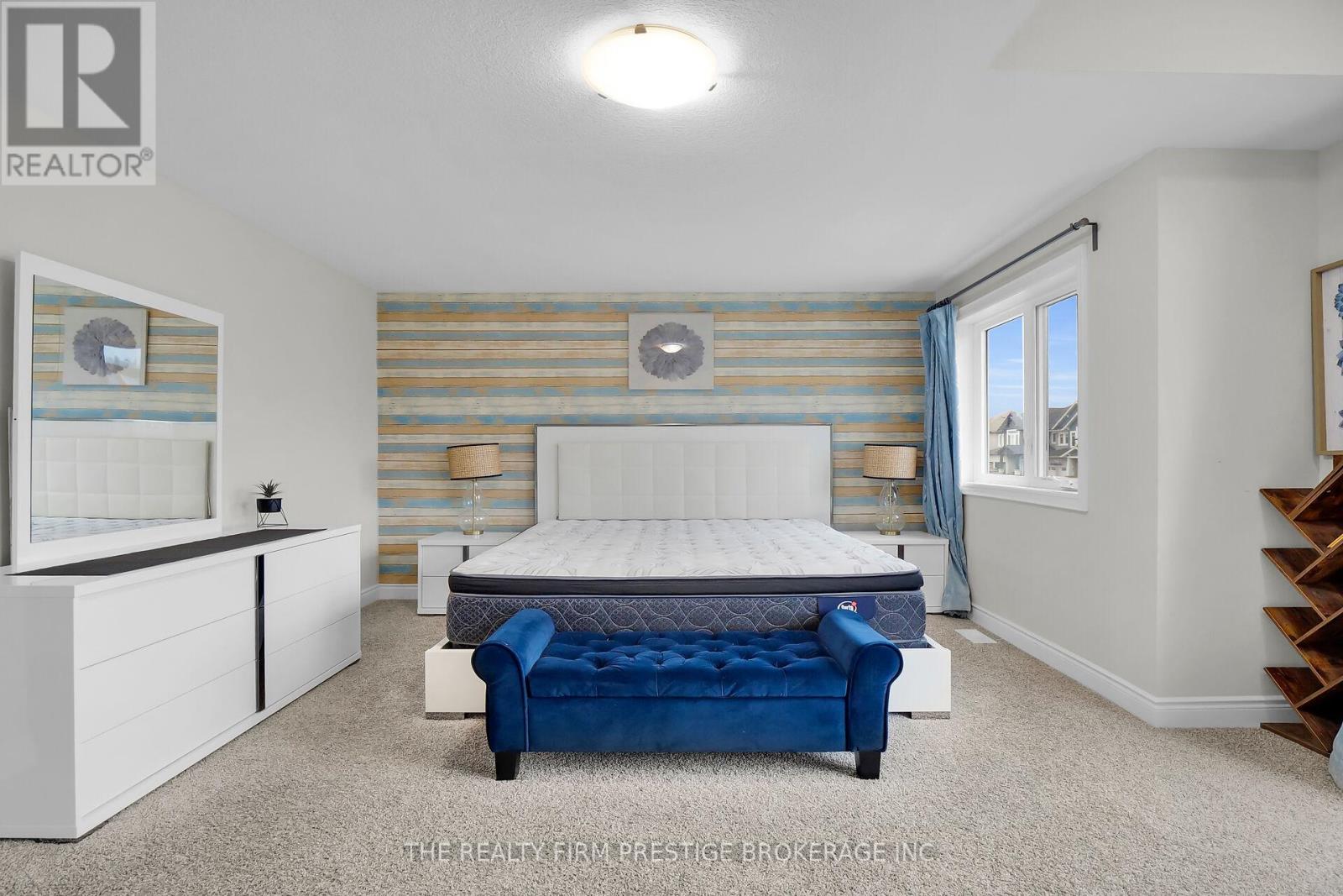 Upper - 2528 Holbrook Drive, London South, Ontario  N6M 1G5 - Photo 10 - X12524552