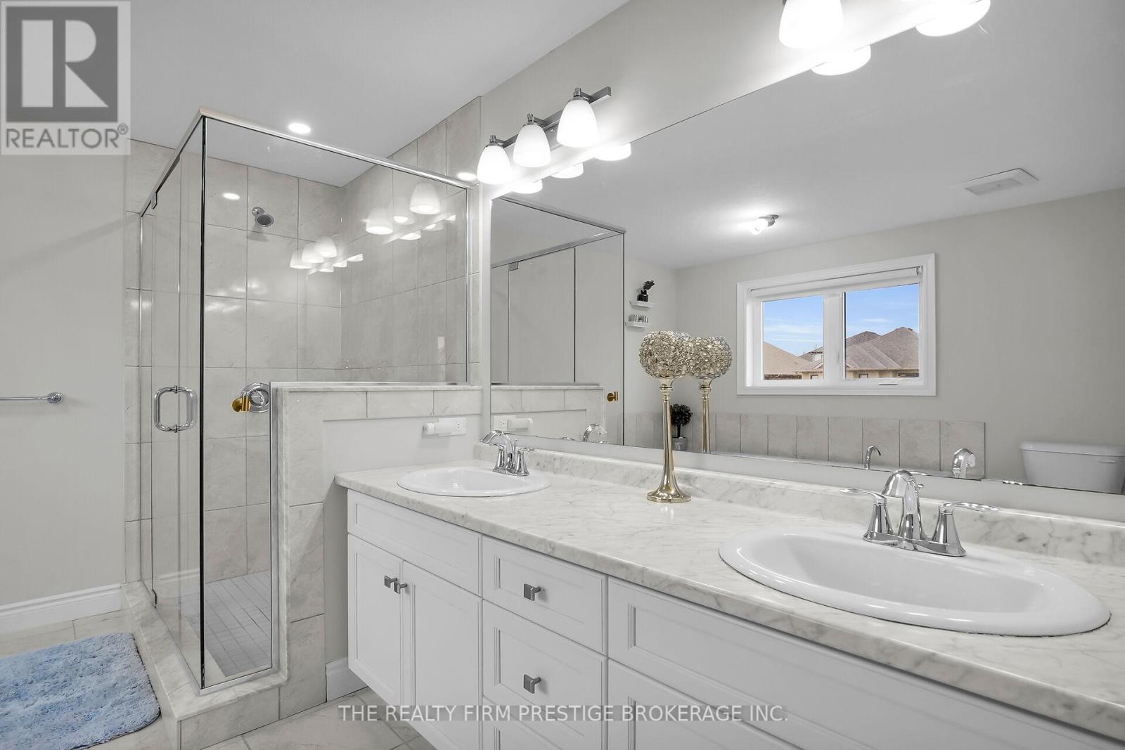 Upper - 2528 Holbrook Drive, London South, Ontario  N6M 1G5 - Photo 13 - X12524552