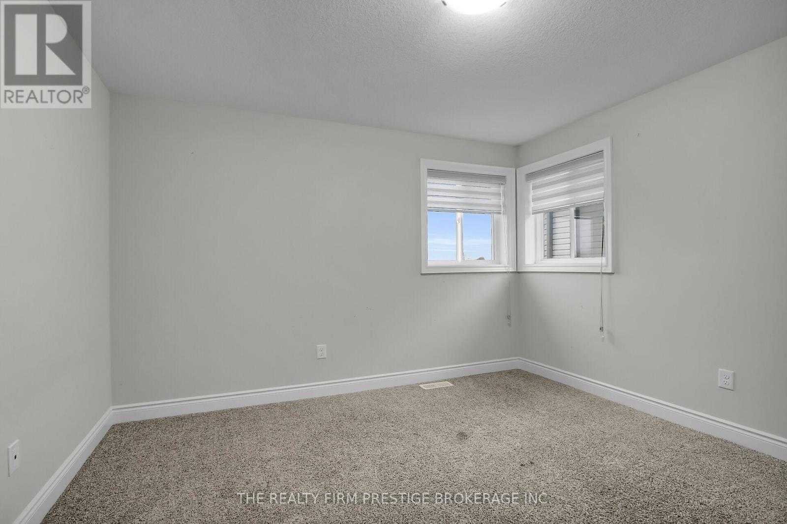 Upper - 2528 Holbrook Drive, London South, Ontario  N6M 1G5 - Photo 16 - X12524552