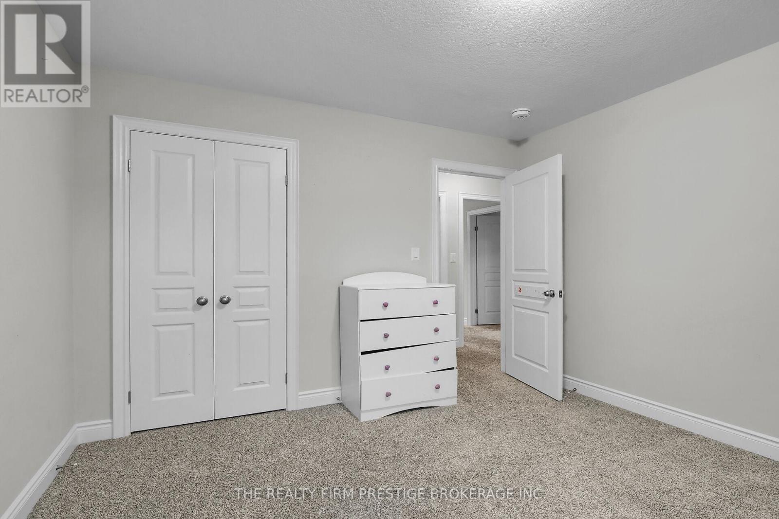 Upper - 2528 Holbrook Drive, London South, Ontario  N6M 1G5 - Photo 17 - X12524552