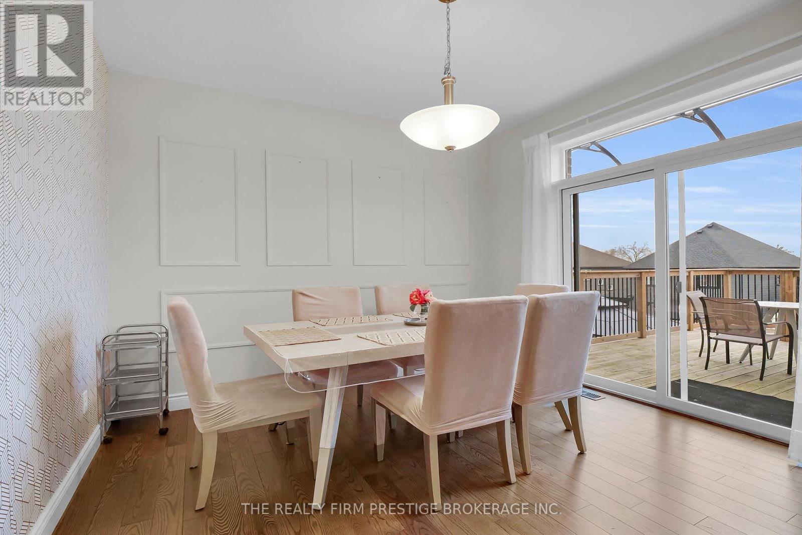 Upper - 2528 Holbrook Drive, London South, Ontario  N6M 1G5 - Photo 4 - X12524552