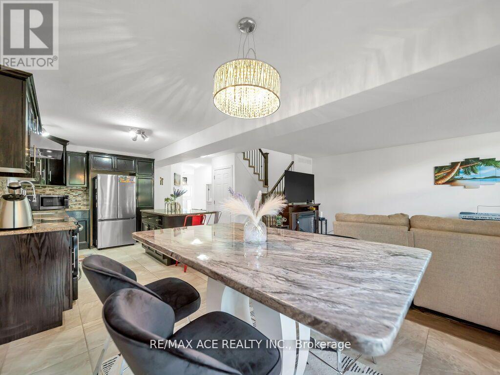 160 Kemp Crescent E, Guelph, Ontario  N1E 0K1 - Photo 11 - X12524454