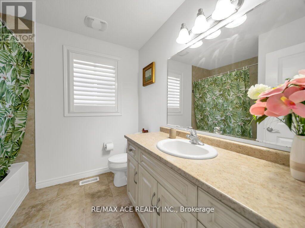 160 Kemp Crescent E, Guelph, Ontario  N1E 0K1 - Photo 26 - X12524454