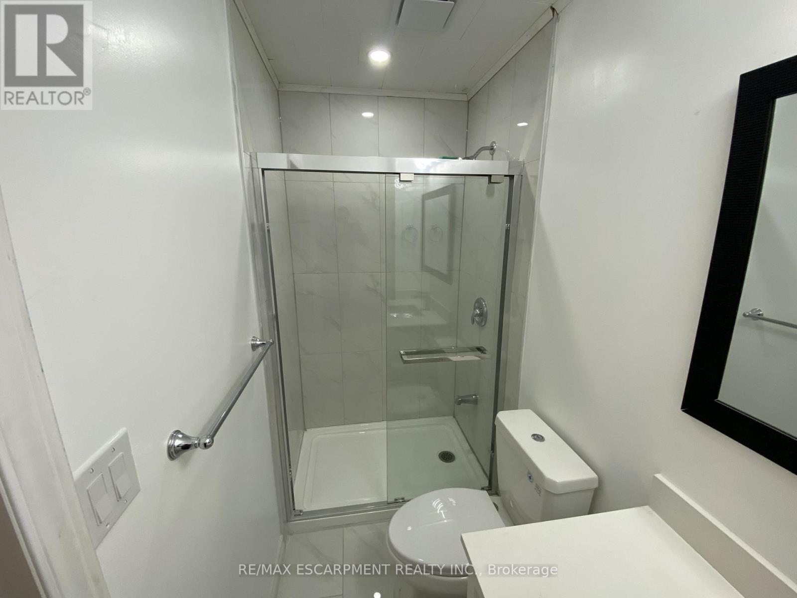 5220 Greenlane Road, Lincoln, Ontario L0R 1B3 - Photo 23 - X12524472