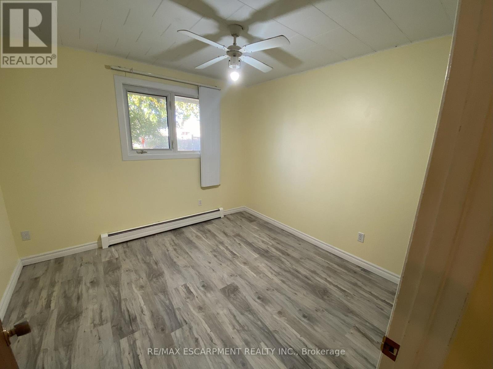 5220 Greenlane Road, Lincoln, Ontario L0R 1B3 - Photo 26 - X12524472