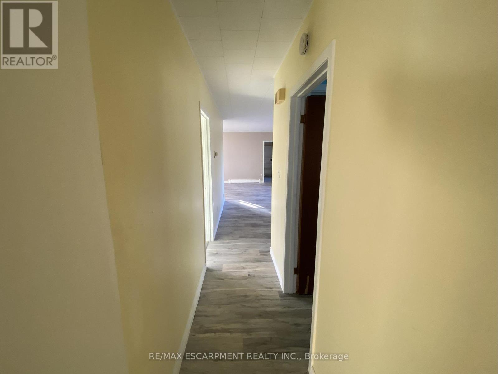 5220 Greenlane Road, Lincoln, Ontario L0R 1B3 - Photo 27 - X12524472