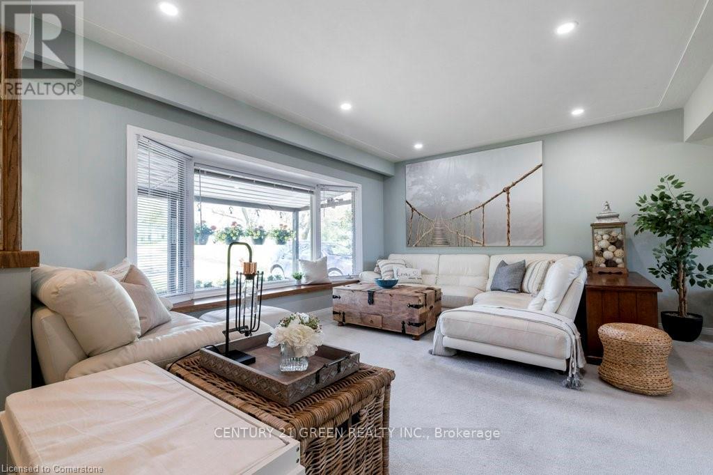 164 DUNDAS STREET E, Hamilton, Ontario