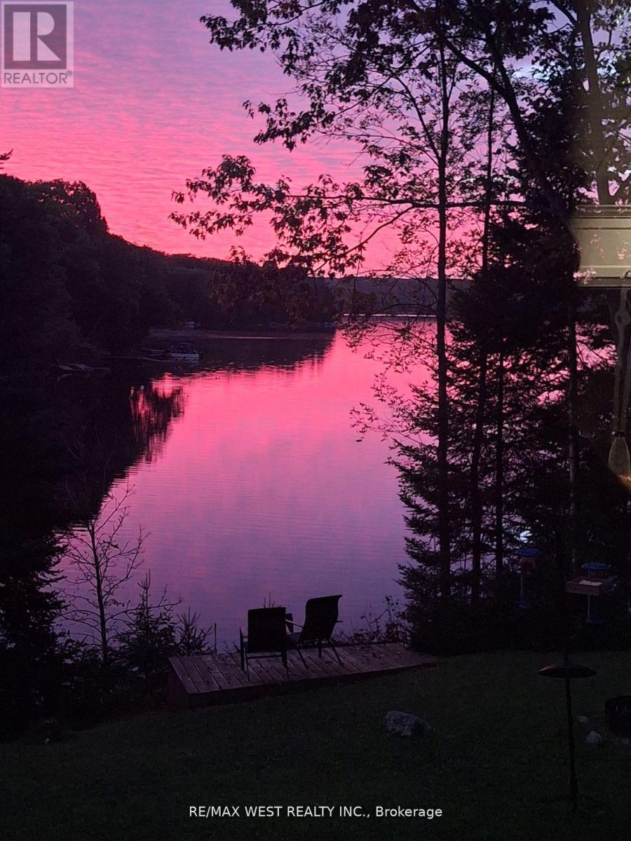 1017 Rays Lane, Minden Hills, Ontario  K0M 2K0 - Photo 5 - X12524498