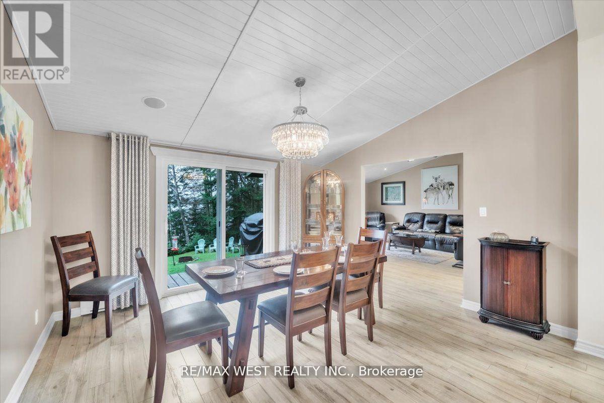 1017 Rays Lane, Minden Hills, Ontario  K0M 2K0 - Photo 8 - X12524498