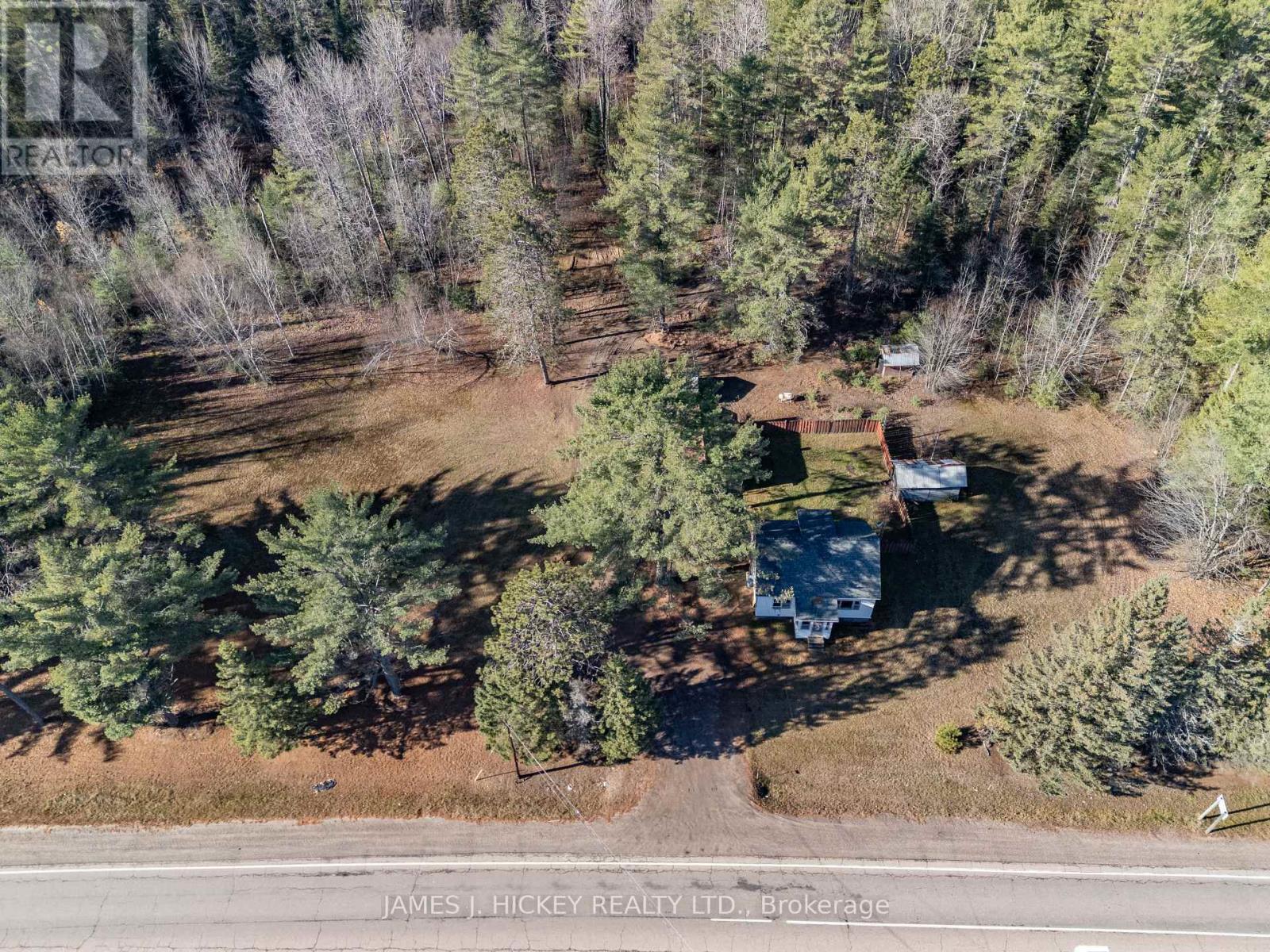 32359 Hwy 17 Highway, Laurentian Hills, Ontario  K0J 1P0 - Photo 10 - X12524560