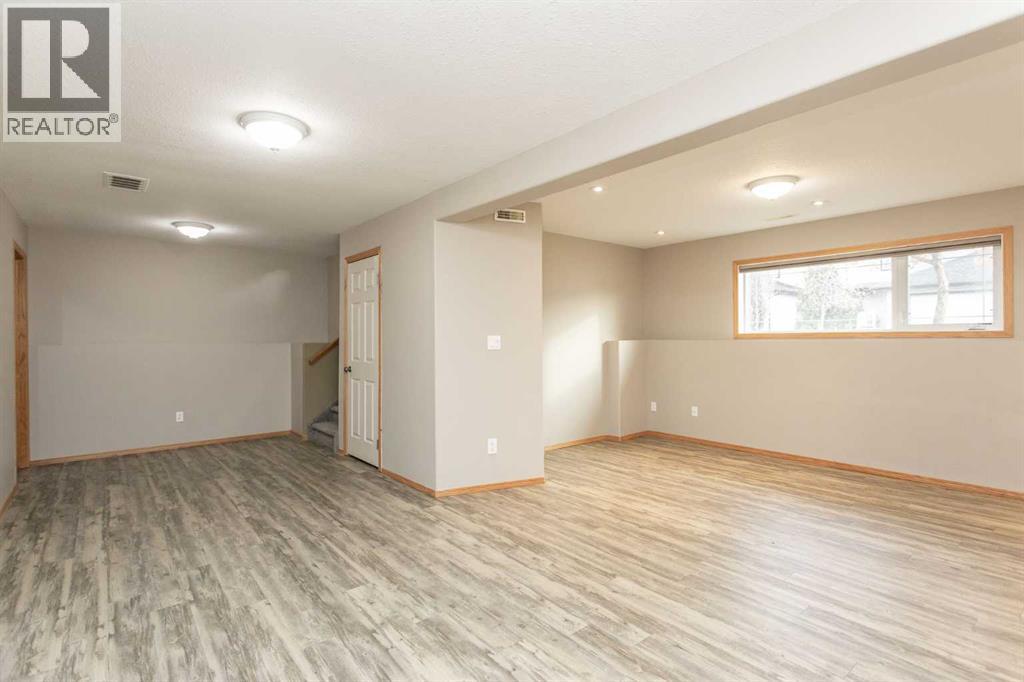 24 Lanterman Close, Red Deer, Alberta  T4R 3K3 - Photo 17 - A2269242