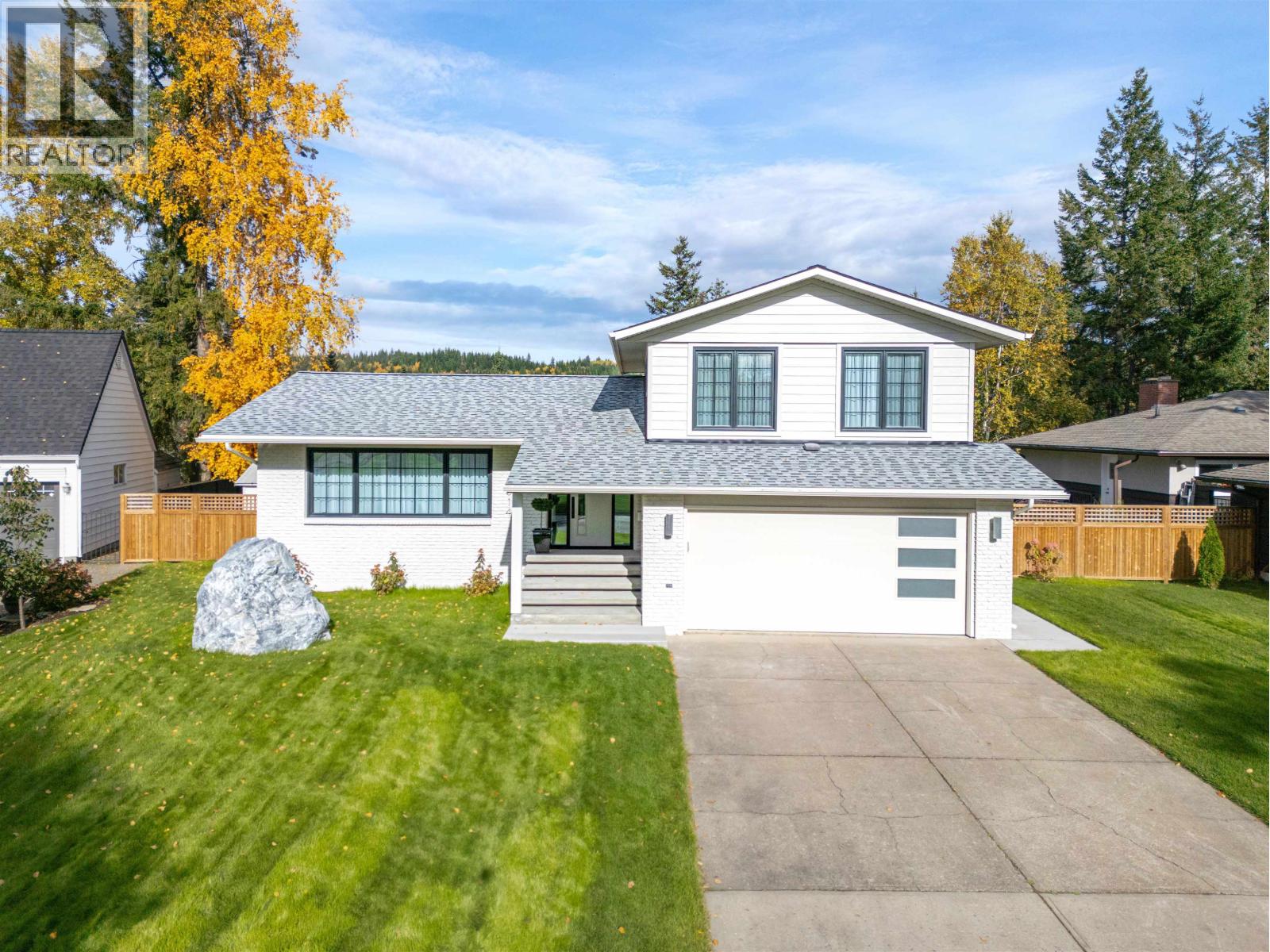 614 Radcliffe Drive, Prince George, British Columbia V2M 3N7 - Photo 2 - R3065931