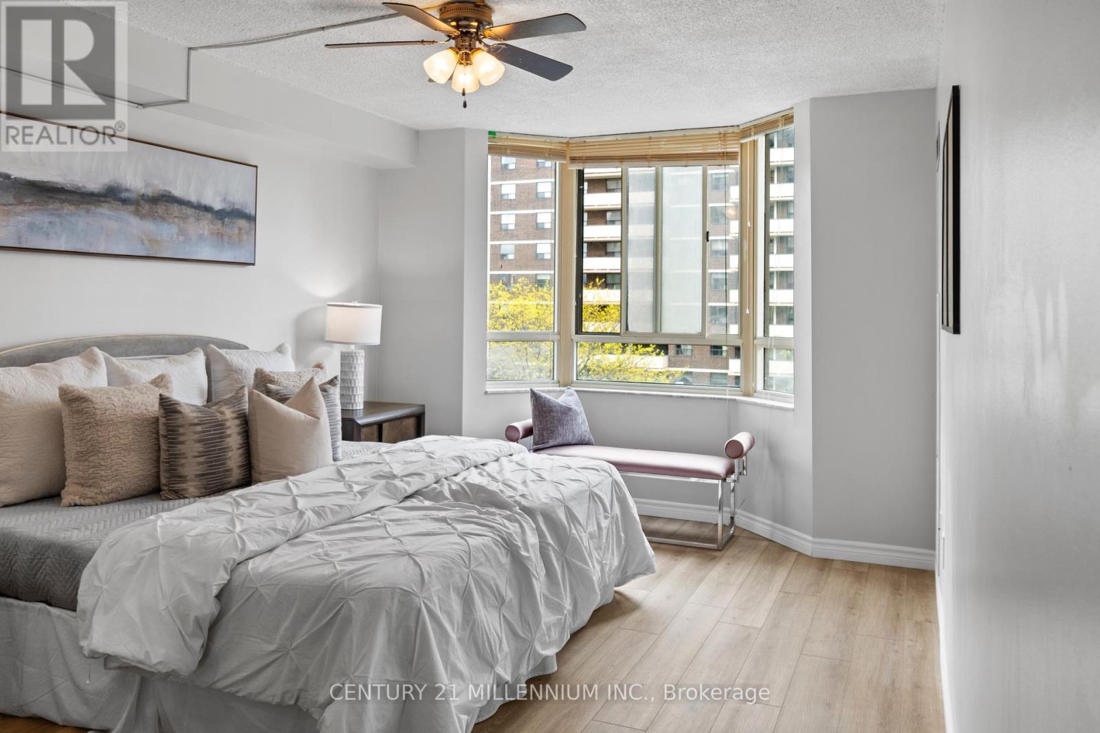 401 - 5 Lisa Street, Brampton, Ontario L6T 4T4 - Photo 13 - W12524526